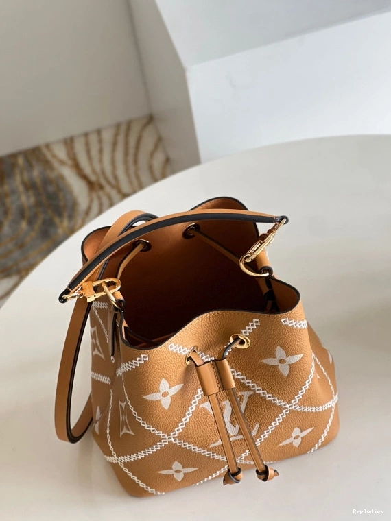Rep ladies BB LOUIS NÉONOÉ VUITTON 0802